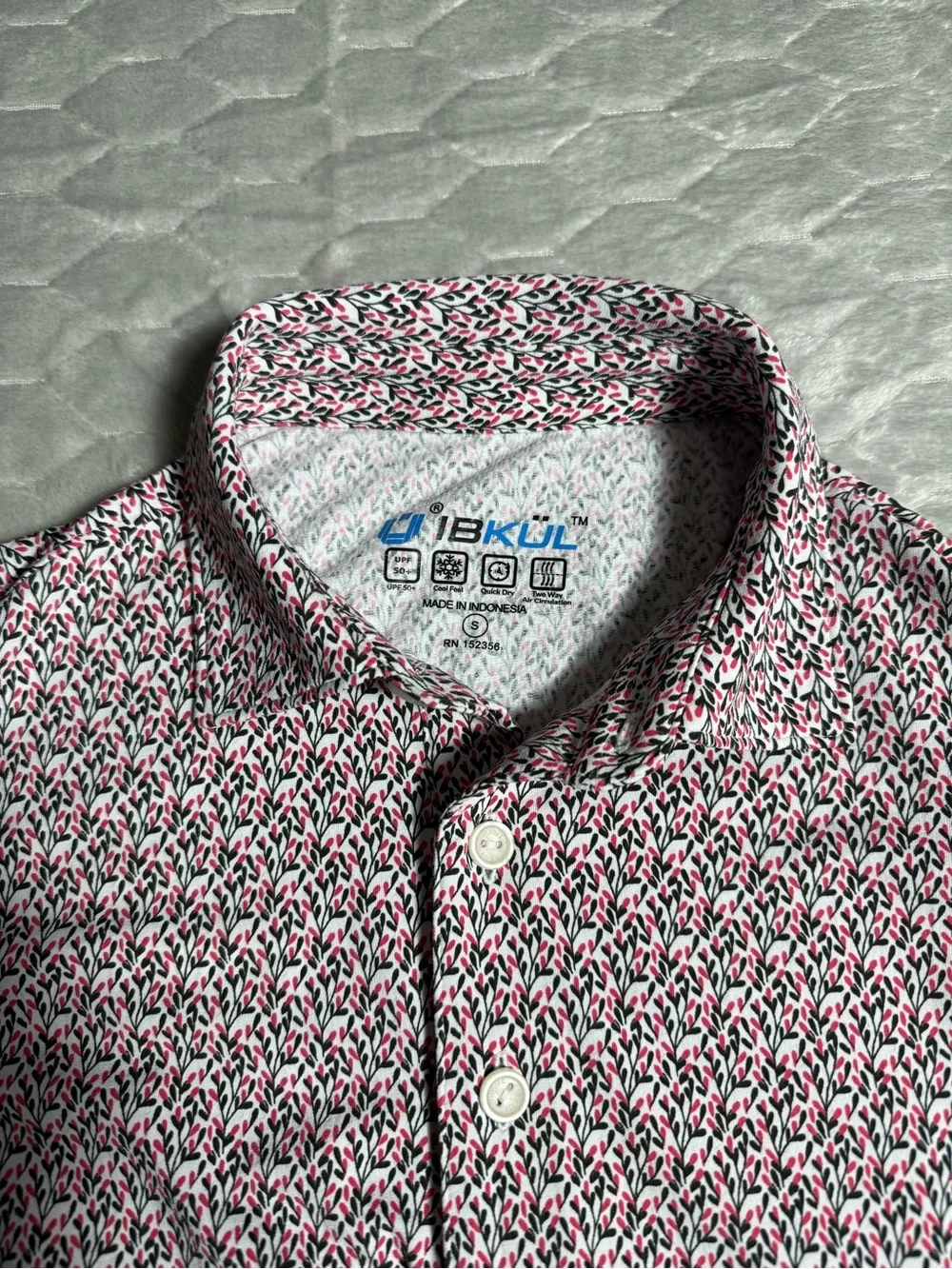 IBKUL Long Sleeve Performance‎ Golf Polo Small Floral Resort Preppy